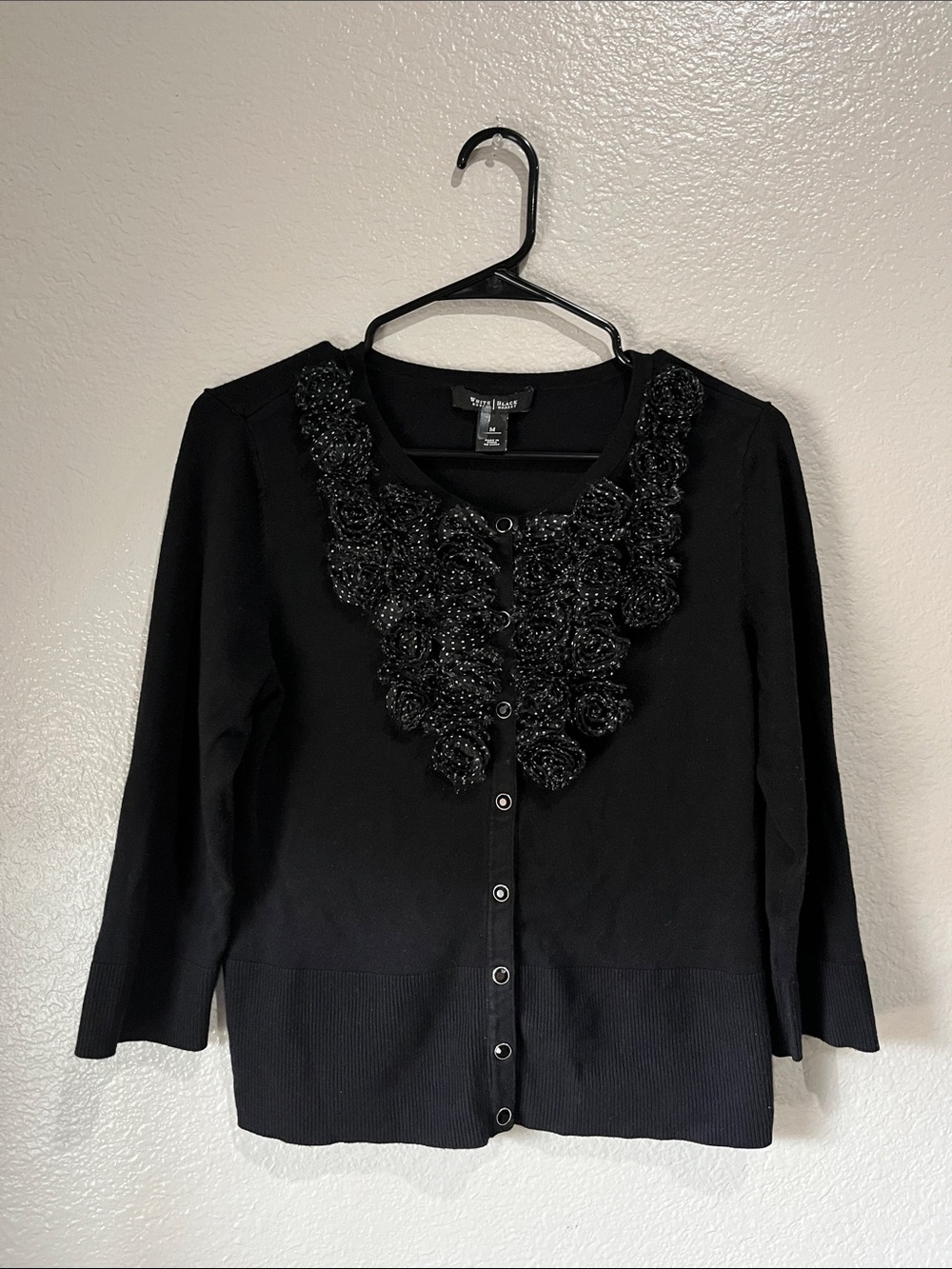 White House Black Market Black Floral Appliqué Button-Front Knit Top Sz M